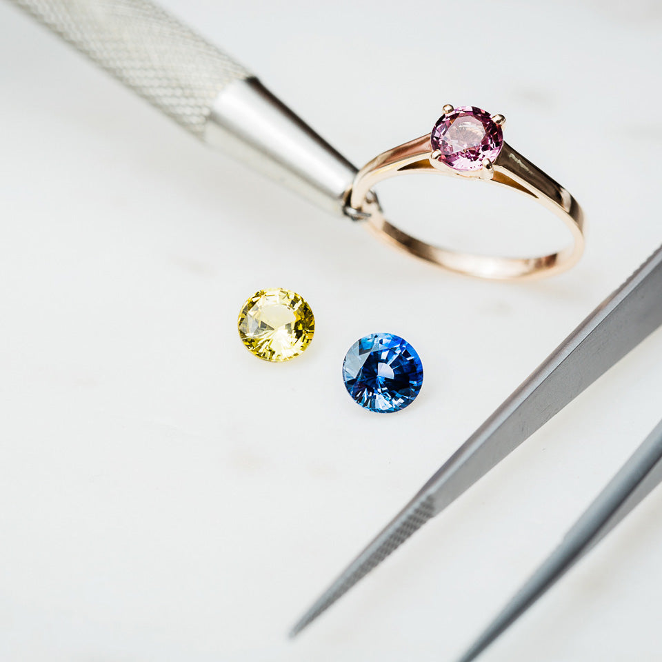 Choisir la pierre parfaite pour sa bague de fiançailles