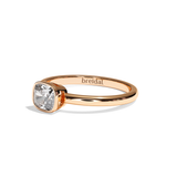 Bague solitaire diamant coussin or blanc - Élégante