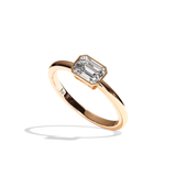 Bague solitaire diamant émeraude or blanc - Élégante