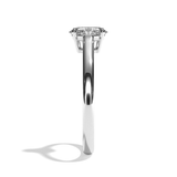 Bague solitaire diamant oval platine - Précieuse