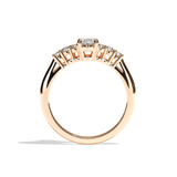 Bague solitaire épaulé diamant oval or blanc - Audacieuse