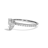 Bague solitaire pavé diamant poire or blanc - Attentionnée