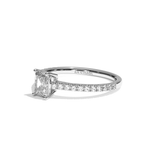 Bague solitaire pavé diamant radiant or blanc - Naturelle