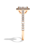 Bague solitaire halo diamant émeraude or blanc - Amoureuse pavée