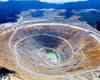 Mine d'or. Photographie de Dadang Tri pour Bloomberg